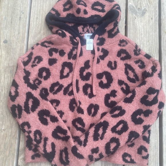 PINK sweater - Picture 3 of 3